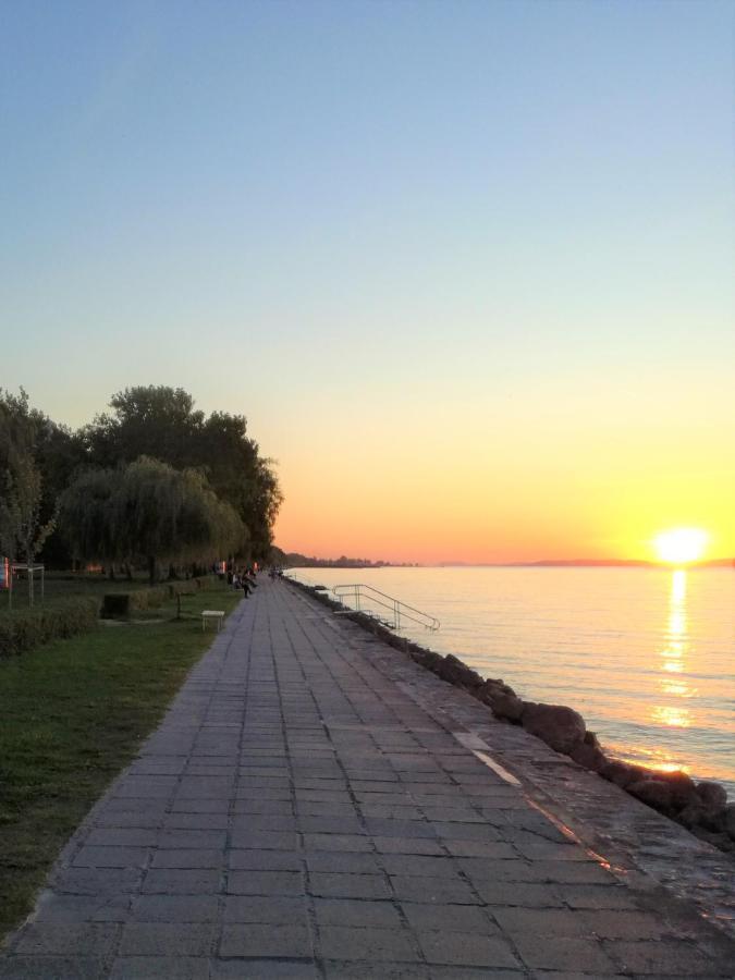 Bella Golden Beach Siofok Luaran gambar